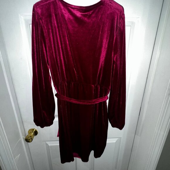 Nine West Velvet Tie Waist Long Sleeve Dress - Picture 3 of 4